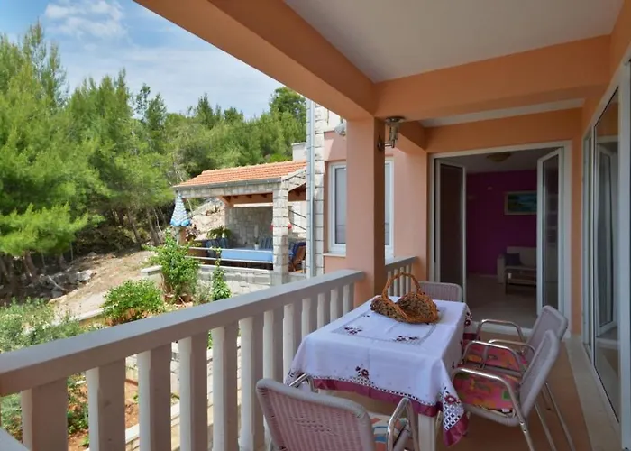 In Karbuni With Sea View, Terrace, Air Conditioning, W-lan 3609-1 * Blato (Korcula)