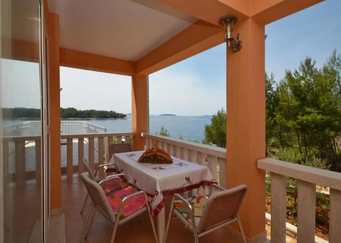 아파트 In Karbuni With Sea View, Terrace, Air Conditioning, W-lan 3609-1 Blato (Korcula)