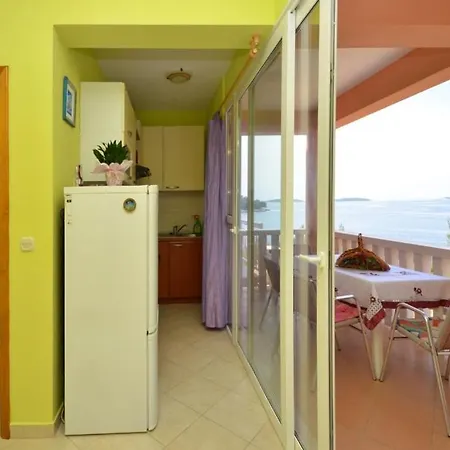 In Karbuni With Sea View, Terrace, Air Conditioning, W-lan 3609-1 Apartmán