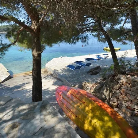 Appartement In Karbuni With Sea View, Terrace, Air Conditioning, W-lan 3609-1 Blato (Korcula)