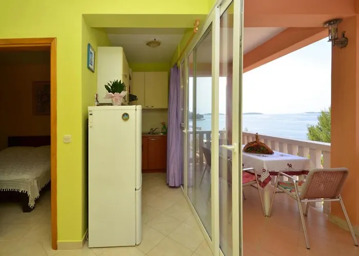 In Karbuni With Sea View, Terrace, Air Conditioning, W-lan 3609-1 Lejlighed